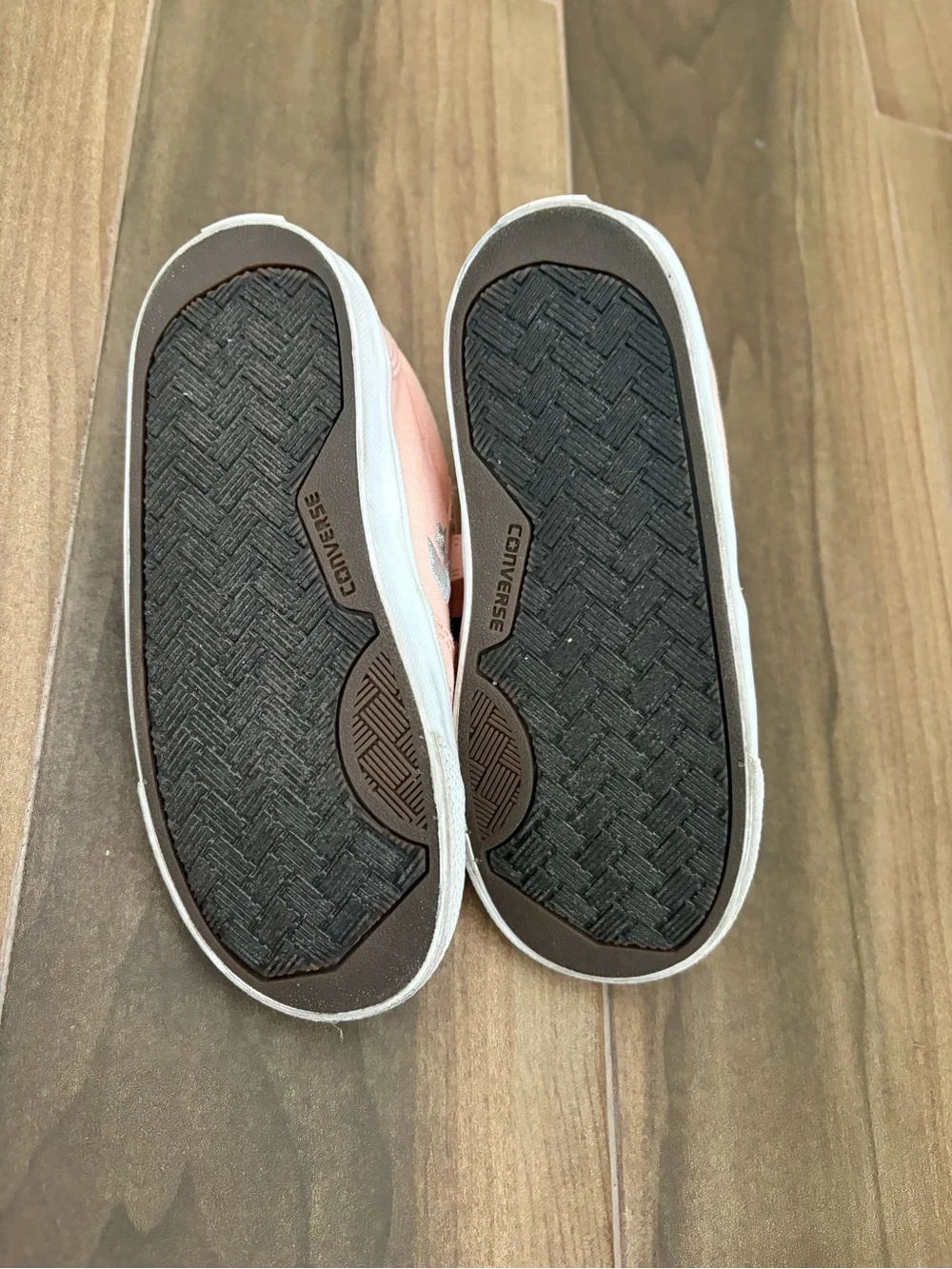Converse Toddler/Kids Pink Velcro Low-Top Sneakers
